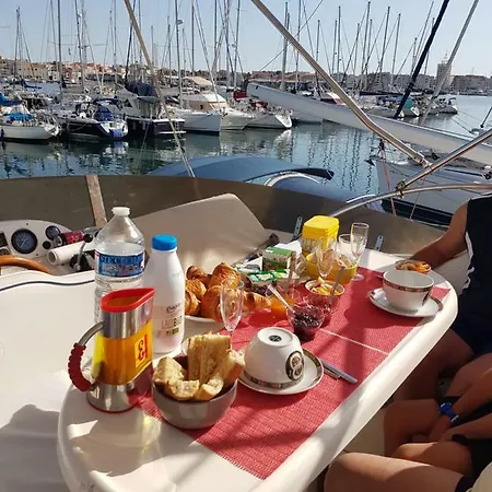 Botel Cabine D'hotes Sur Yacht 13 Metres Agde